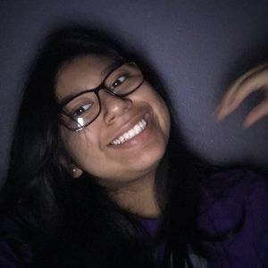 Meet your Posher, Emily